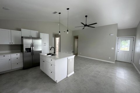 Villa ou maison à vendre à Apopka, Floride: 2 chambres, 87.33 m2 № 2227823 - photo 7