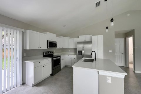 Villa ou maison à vendre à Apopka, Floride: 2 chambres, 87.33 m2 № 2227823 - photo 8