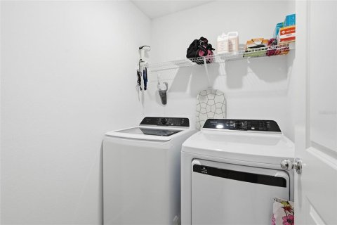 Adosado en venta en Jacksonville, Florida, 3 dormitorios, 158.58 m2 № 2221290 - foto 16