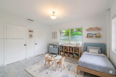 Villa ou maison à vendre à Coral Gables, Floride: 3 chambres, 158.86 m2 № 2068757 - photo 24