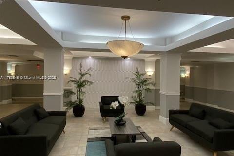 Condo in Doral, Florida, 2 bedrooms  № 1714296 - photo 13