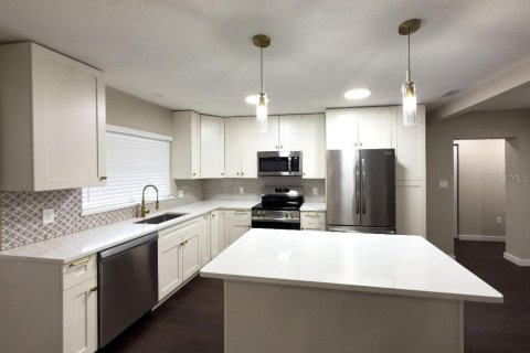 Villa ou maison à vendre à Seminole, Floride: 2 chambres, 104.05 m2 № 2403389 - photo 9