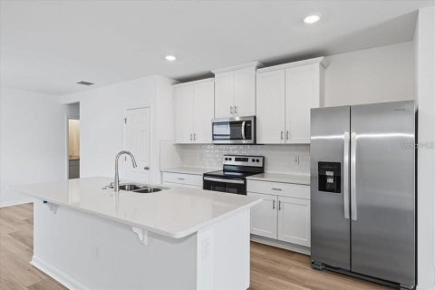 Villa ou maison à vendre à Kissimmee, Floride: 3 chambres, 137.87 m2 № 1821382 - photo 4