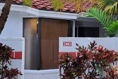 Adosado en venta en Homestead, Florida, 3 dormitorios, 104.52 m2 № 1952116 - foto 2