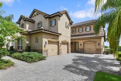 House in Winter Garden, Florida 5 bedrooms, 438.13 sq.m. № 1837922 - photo 1