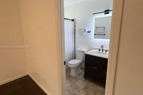 Adosado en alquiler en Miramar, Florida, 2 dormitorios № 2007083 - foto 25