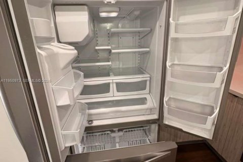 Adosado en alquiler en Miramar, Florida, 2 dormitorios № 2007083 - foto 12