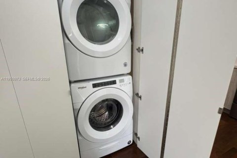 Adosado en alquiler en Miramar, Florida, 2 dormitorios № 2007083 - foto 11