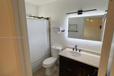 Adosado en alquiler en Miramar, Florida, 2 dormitorios № 2007083 - foto 26