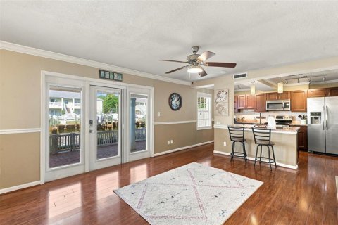 Copropriété à louer à Saint Petersburg, Floride: 1 chambre, 76.46 m2 № 2415247 - photo 9