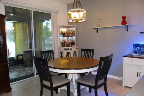House in Groveland, Florida 4 bedrooms, 175.03 sq.m. № 2209810 - photo 14