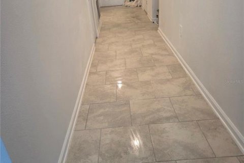 House in Groveland, Florida 4 bedrooms, 175.03 sq.m. № 2209810 - photo 6