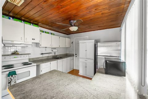 Casa en venta en Tampa, Florida, 3 dormitorios, 159.51 m2 № 2236511 - foto 9