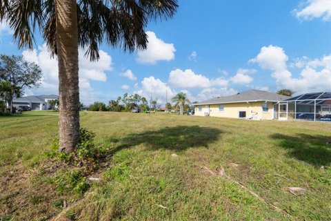 Terreno en venta en Rotonda, Florida № 1561780 - foto 12