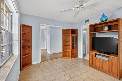 Condominio en venta en Delray Beach, Florida, 2 dormitorios, 101.91 m2 № 1834486 - foto 11