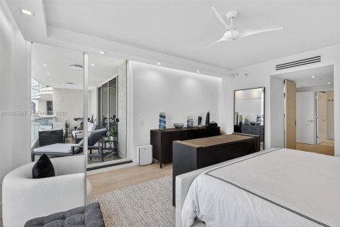 Condo in Aventura, Florida, 3 bedrooms  № 2060774 - photo 24