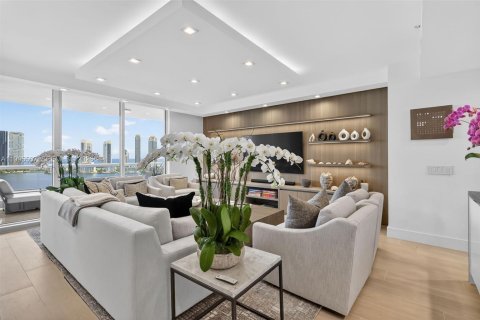 Condo in Aventura, Florida, 3 bedrooms  № 2060774