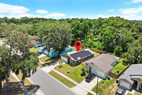 House in Orlando, Florida 3 bedrooms, 108.7 sq.m. № 2201843 - photo 3