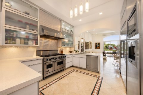 Townhouse in Aventura, Florida 5 bedrooms, 334.45 sq.m. № 1961973 - photo 14