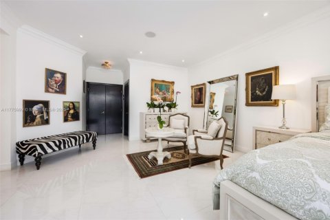 Townhouse in Aventura, Florida 5 bedrooms, 334.45 sq.m. № 1961973 - photo 21