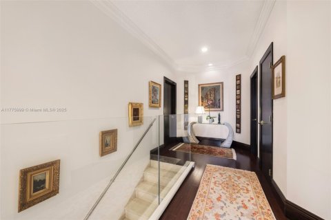 Townhouse in Aventura, Florida 5 bedrooms, 334.45 sq.m. № 1961973 - photo 17