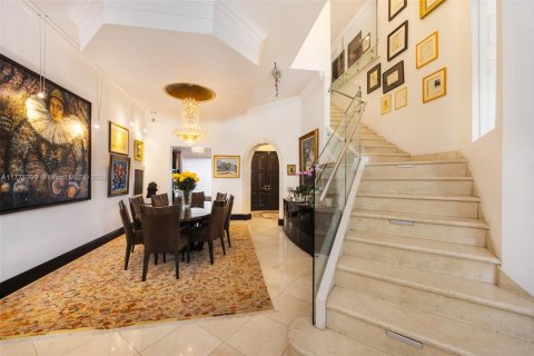 Townhouse in Aventura, Florida 5 bedrooms, 334.45 sq.m. № 1961973 - photo 5