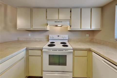 Apartment in Altamonte Springs, Florida 2 bedrooms, 115.76 sq.m. № 1844980 - photo 4