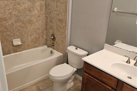 Villa ou maison à louer à Fort Myers, Floride: 2 chambres, 141.12 m2 № 2308381 - photo 11