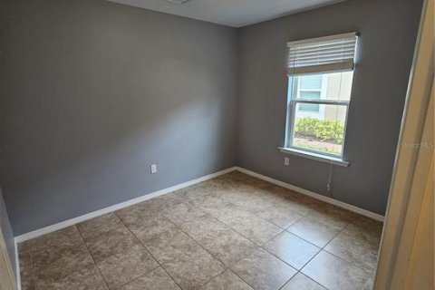 Villa ou maison à louer à Fort Myers, Floride: 2 chambres, 141.12 m2 № 2308381 - photo 9