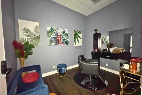Propiedad comercial en alquiler en Leesburg, Florida, 132.85 m2 № 1747394 - foto 6