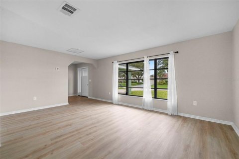 Casa en venta en Englewood, Florida, 3 dormitorios, 172.98 m2 № 1907414 - foto 7