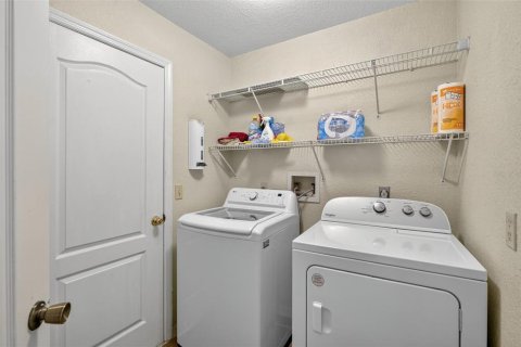 Casa en venta en Port Charlotte, Florida, 3 dormitorios, 140.28 m2 № 1907794 - foto 28