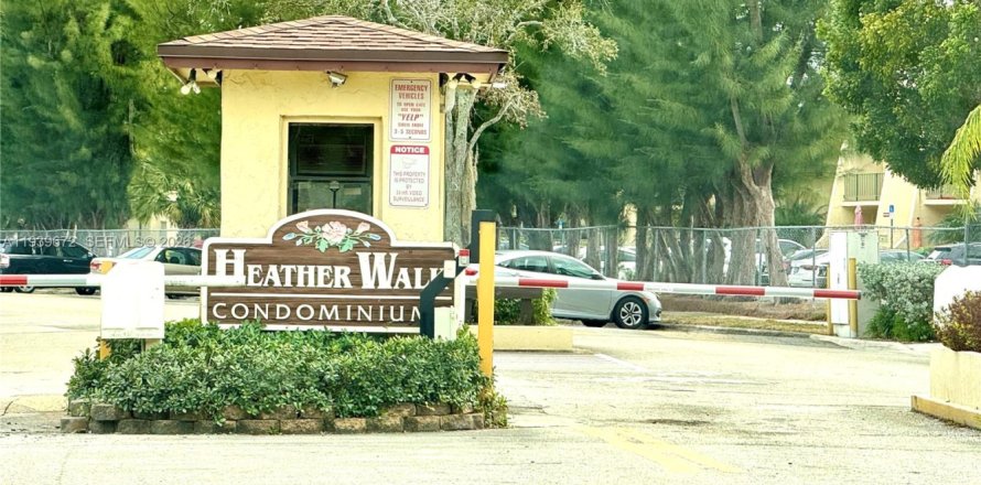 Condominio en Miami, Florida, 1 dormitorio № 1997023