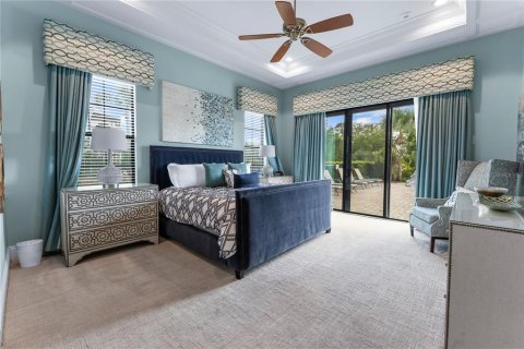 House in Four Corners, Florida 11 bedrooms, 734.02 sq.m. № 1886212 - photo 23