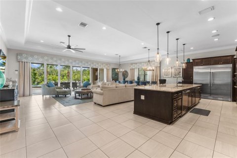 House in Four Corners, Florida 11 bedrooms, 734.02 sq.m. № 1886212 - photo 15