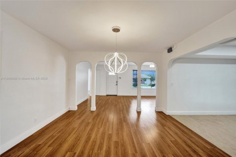 Купить виллу или дом в Санрайз, Флорида 3 спальни, 161.09м2, № 1743999 - фото 14
