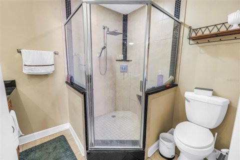 Condo in Saint Petersburg, Florida, 2 bedrooms  № 2212947 - photo 8