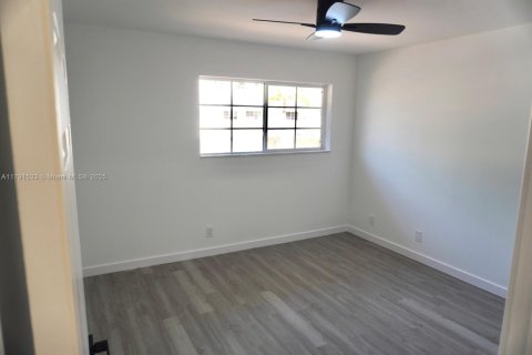 Condo in Boca Raton, Florida, 3 bedrooms  № 1741763 - photo 25