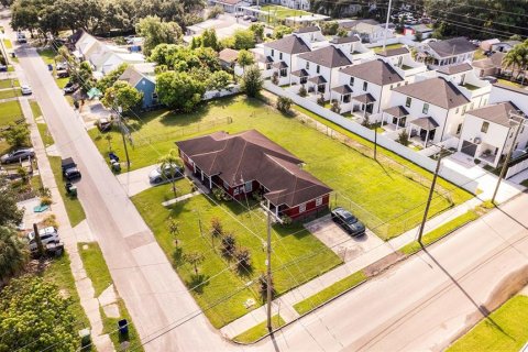 Immobilier commercial à vendre à Tampa, Floride: 174.38 m2 № 2402893 - photo 5