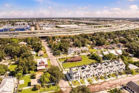 Immobilier commercial à vendre à Tampa, Floride: 174.38 m2 № 2402893 - photo 17