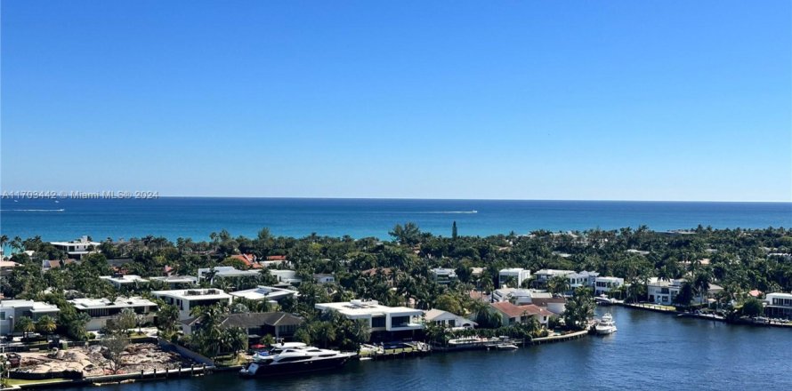 Condo in Aventura, Florida, 2 bedrooms № 1871446