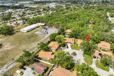 House in Bradenton, Florida 2 bedrooms, 95.32 sq.m. № 1734834 - photo 5