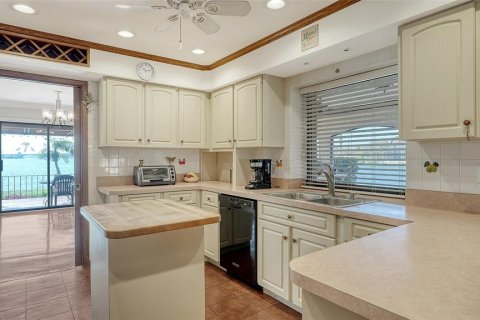 House in Sarasota, Florida 4 bedrooms, 322.46 sq.m. № 1524025 - photo 19