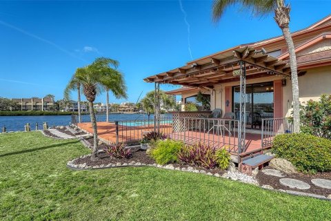 House in Sarasota, Florida 4 bedrooms, 322.46 sq.m. № 1524025 - photo 30