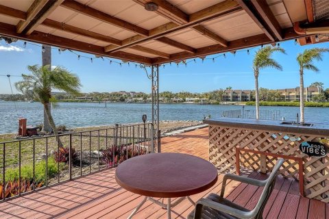 House in Sarasota, Florida 4 bedrooms, 322.46 sq.m. № 1524025 - photo 28