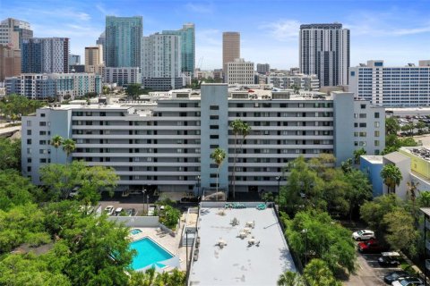 Copropriété à vendre à Tampa, Floride: 2 chambres, 105.54 m2 № 1733985 - photo 3