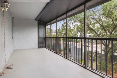 Copropriété à vendre à Tampa, Floride: 2 chambres, 105.54 m2 № 1733985 - photo 22