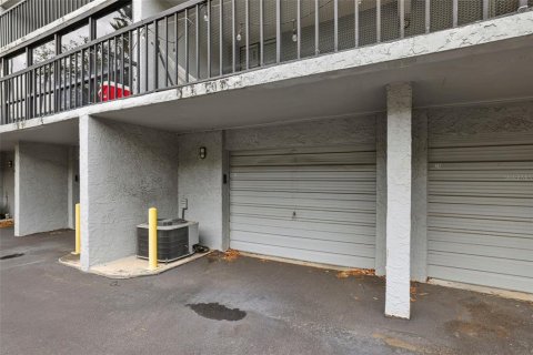 Copropriété à vendre à Tampa, Floride: 2 chambres, 105.54 m2 № 1733985 - photo 11