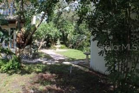 House in Saint Petersburg, Florida 3 bedrooms, 194.91 sq.m. № 1856290 - photo 27