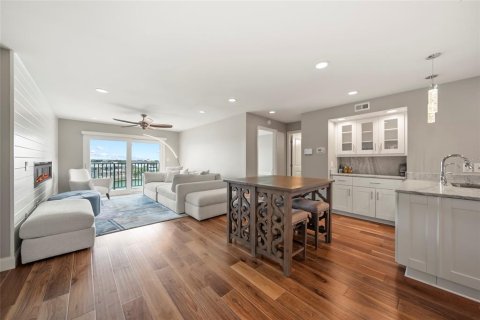 Condominio en venta en Clearwater, Florida, 2 dormitorios, 102.19 m2 № 1837727 - foto 5